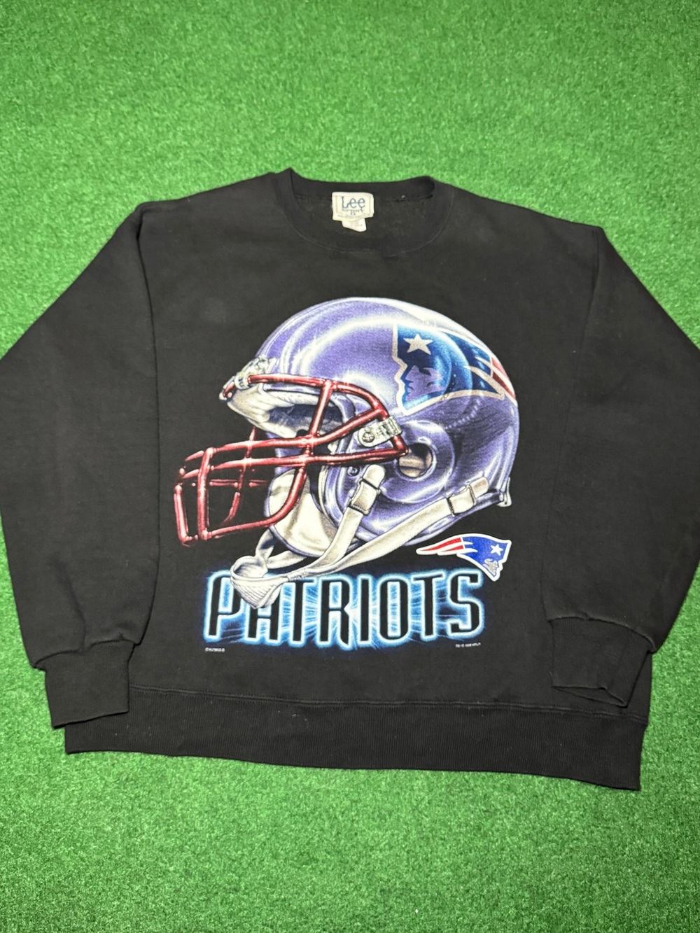 Vintage 90s New England Patriots Crewneck Sweatshirt, 1998 Tom Brady NFL (Large)